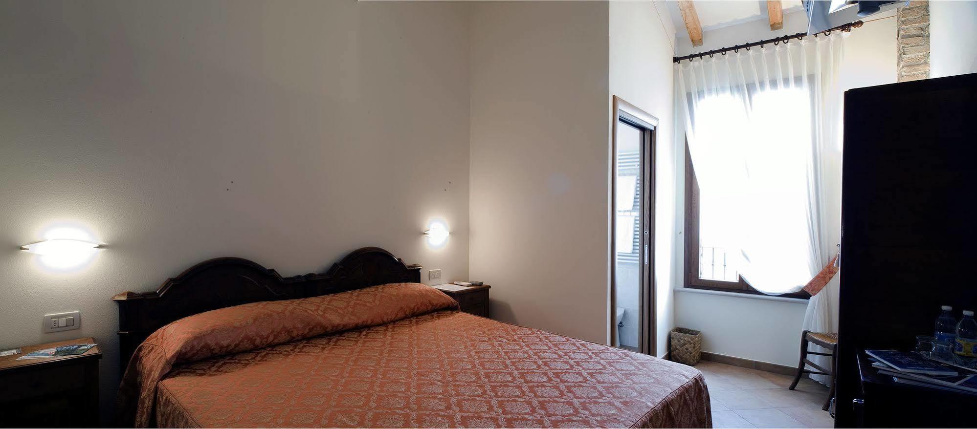 9 Muse Bed And Breakfast Canneto sull'Oglio 외부 사진